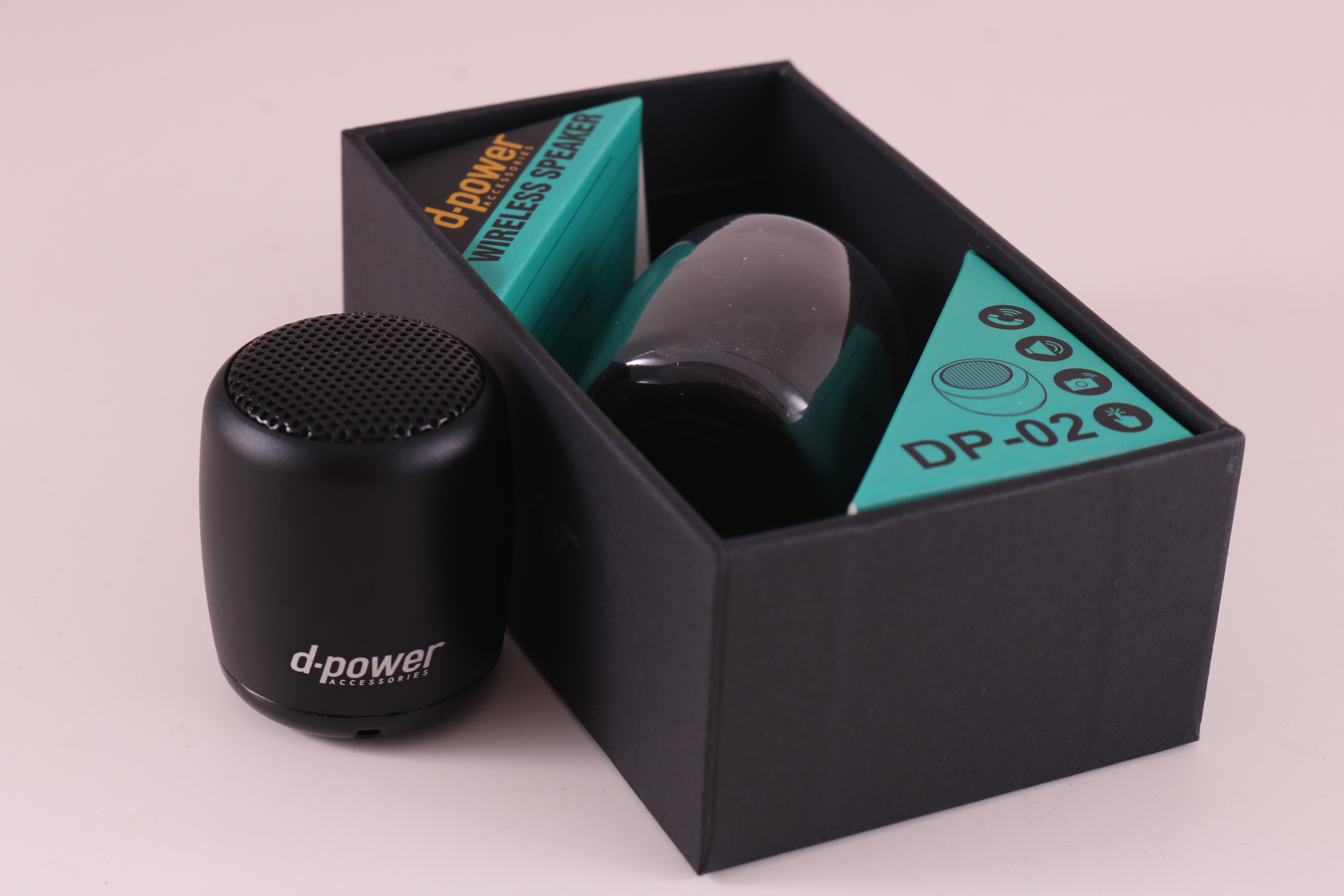 اسپیکر d-power